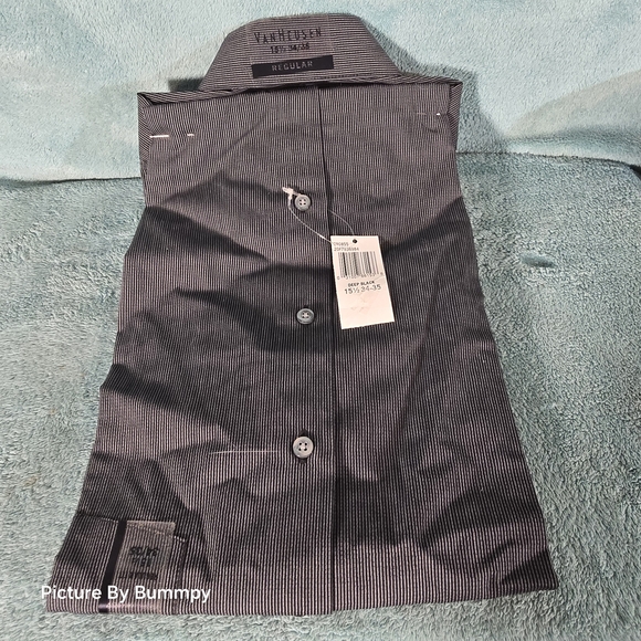 Van Heusen men's regular-fit dress shirt in a gray striped pattern, 15 1/2 34/35 - Picture 5 of 7